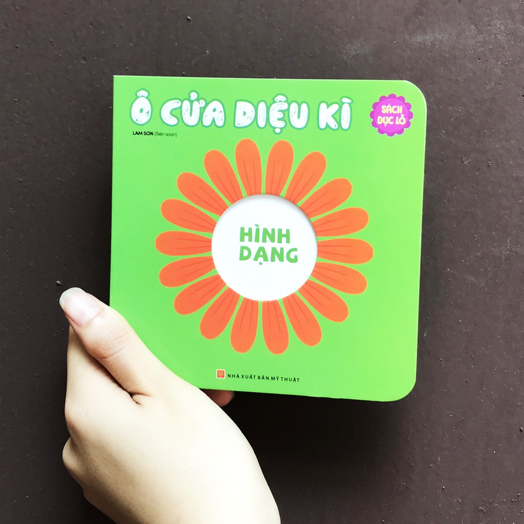 Sách Đục Lỗ: Ô Cửa Kì Diệu (Hộp)