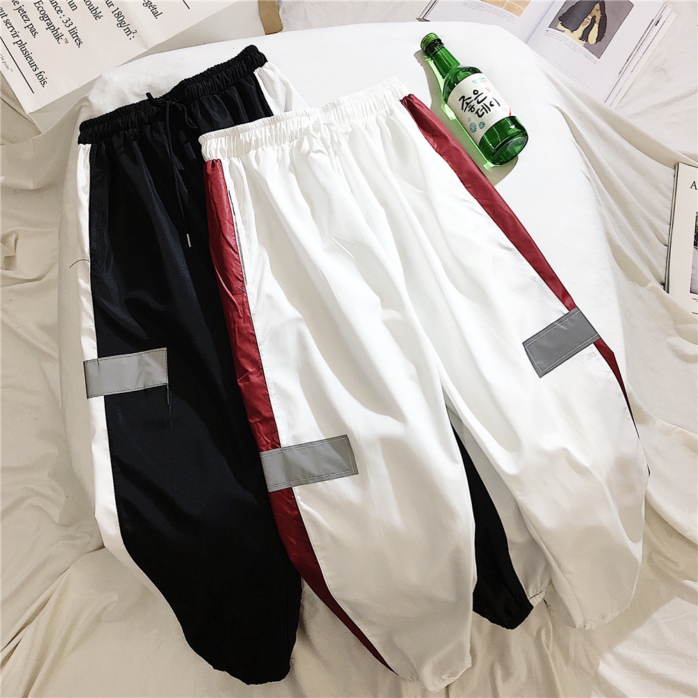 Quần thời trang thiết kế đơn giản năng động thời trang | BigBuy360 - bigbuy360.vn