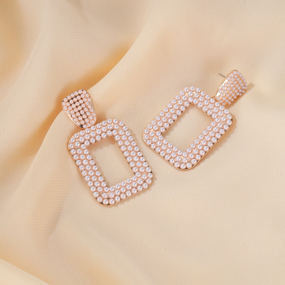 Bông Tai Dáng Dài Đính Ngọc Trai Xinh Xắn Dành Cho Nữ