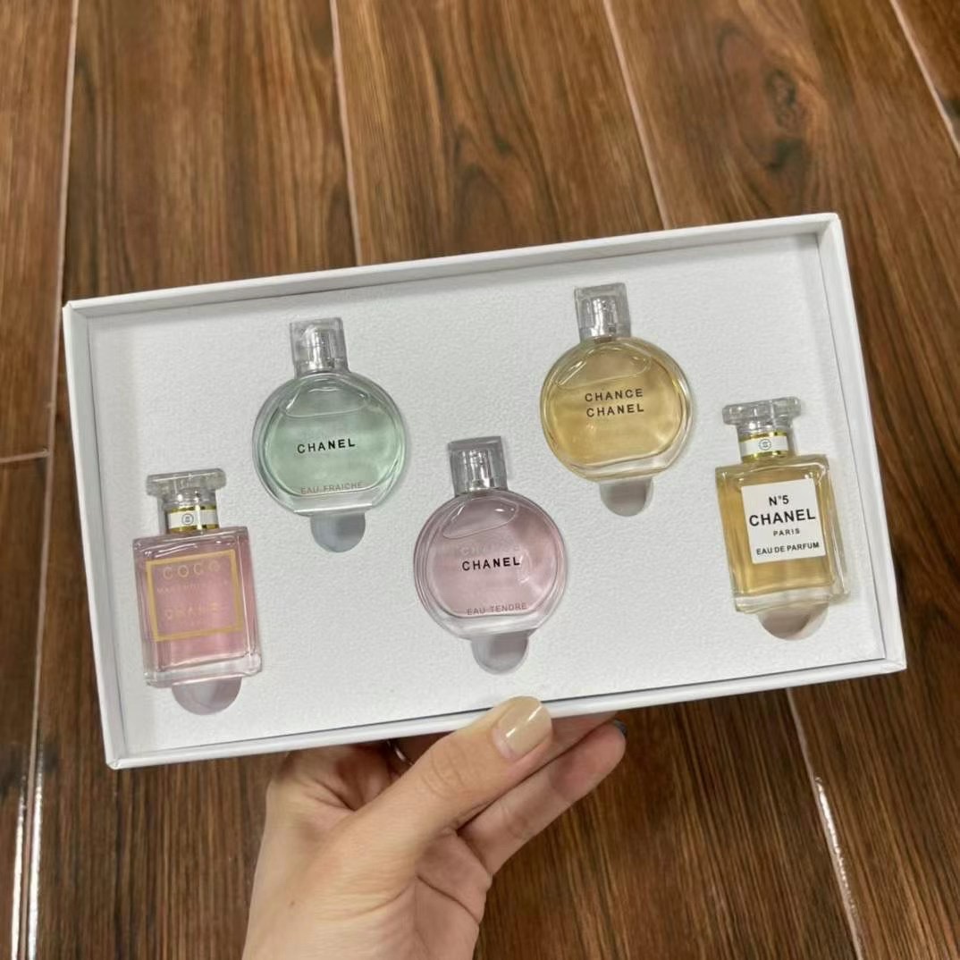 (Hàng Mới Về) Bộ Nước Hoa Chanel 7.5ml Hương Thơm Nhẹ Nhàng Lâu Trôi Cho Nữ | BigBuy360 - bigbuy360.vn