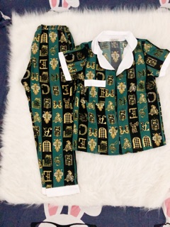 Bộ lụa satin quần lửng tay ngắn