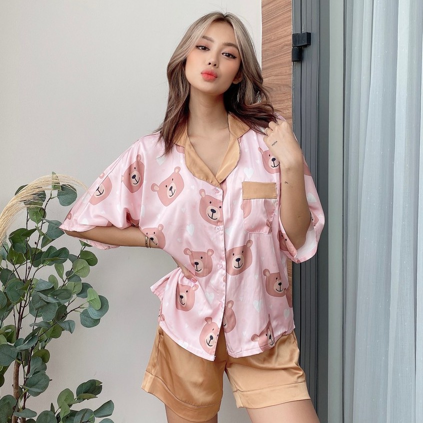 Bộ Lụa Cánh Dơi Họa Tiết Mặc Nhà | BigBuy360 - bigbuy360.vn