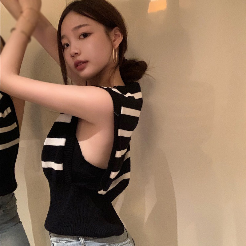 QKOOLE Áo nữ  không tay kẻ sọc ngang thời trang Hàn Quốc