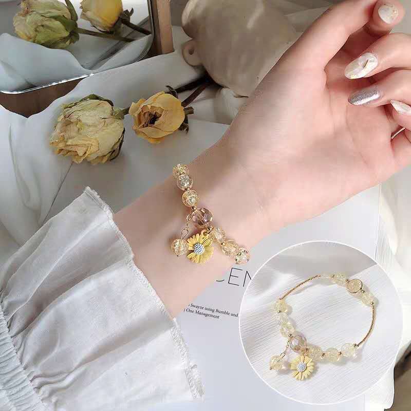 Vòng Đeo Tay Chuỗi Hạt Nhiều Màu Họa Tiết Hoa Cúc Nhỏ Xinh Xắn Cho Bạn Gái