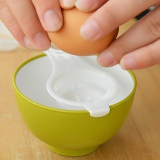 Dụng Cụ Tách Lòng Đỏ Trứng