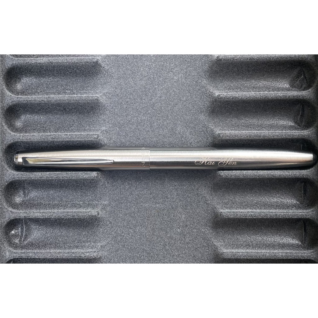 Bút máy Jinhao 911 - ngòi tròn trơn 0.38mm
