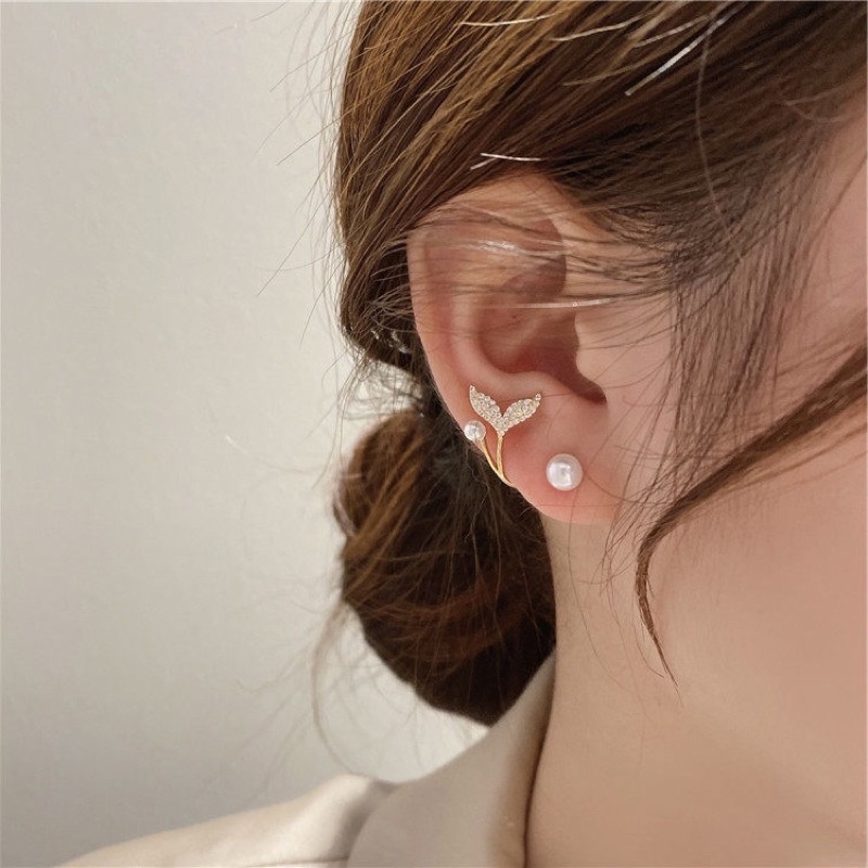 Bông tai hình đuôi cá đính ngọc phong cách Hàn quốc cho nữ, khuyên tai hình đuôi cá BT146