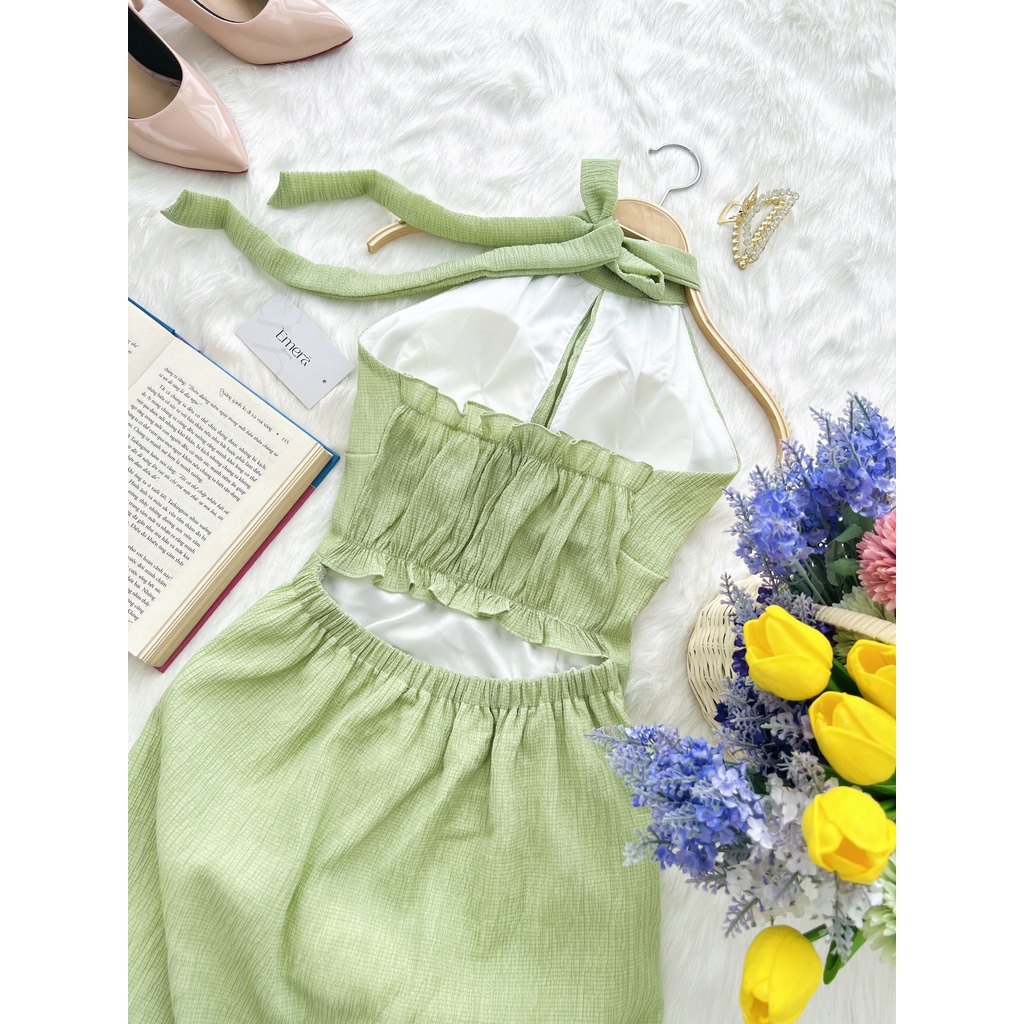 Váy Fiona Dress thướt tha cổ yếm xẻ tà tôn dáng