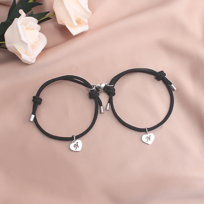 2022 new love vòng tay chữ cái thép không gỉ cặp đôi vòng tay đôi nam nữ vòng tay trang sức