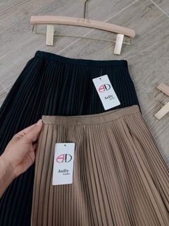 CHÂN VÁY XẾP LY TRƠN DÀI