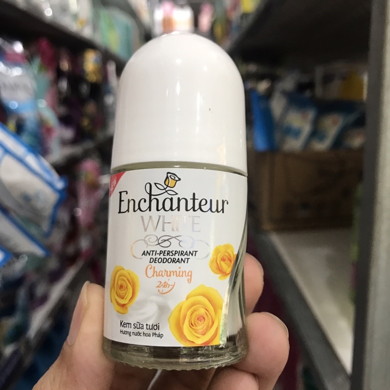 Lăn khử mùi Enchanteur White Charming hương nước hoa 25ml