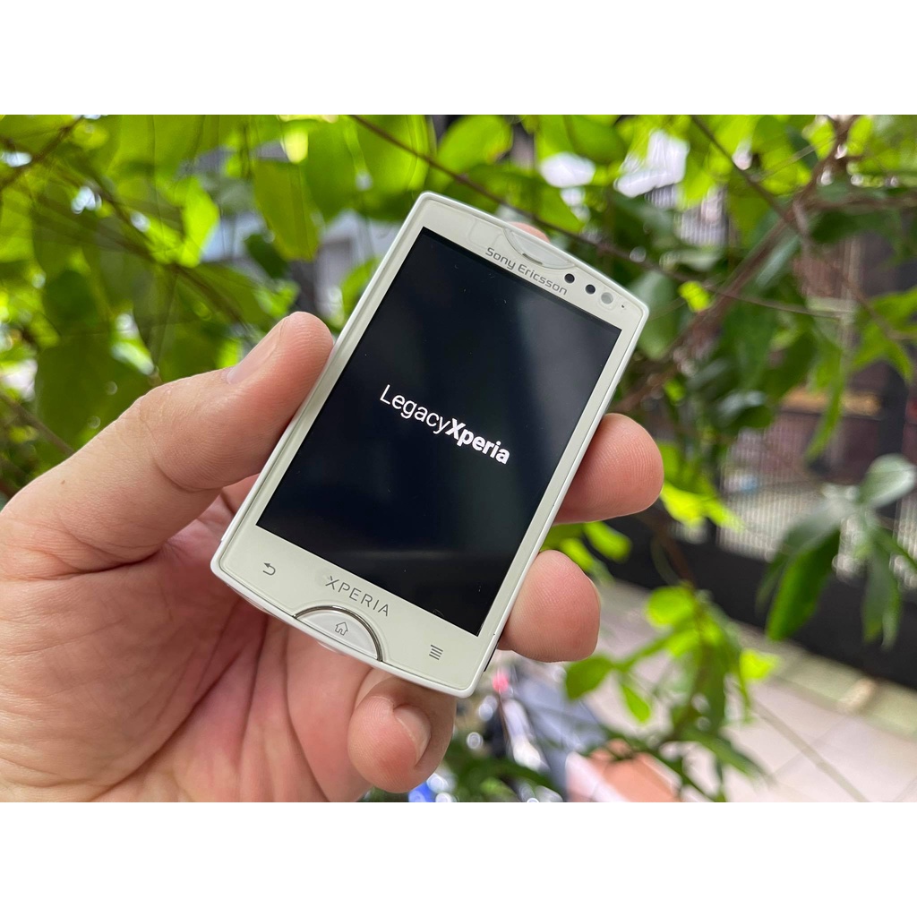 Điện thoại Sony Ericsson ST15i chính hãng