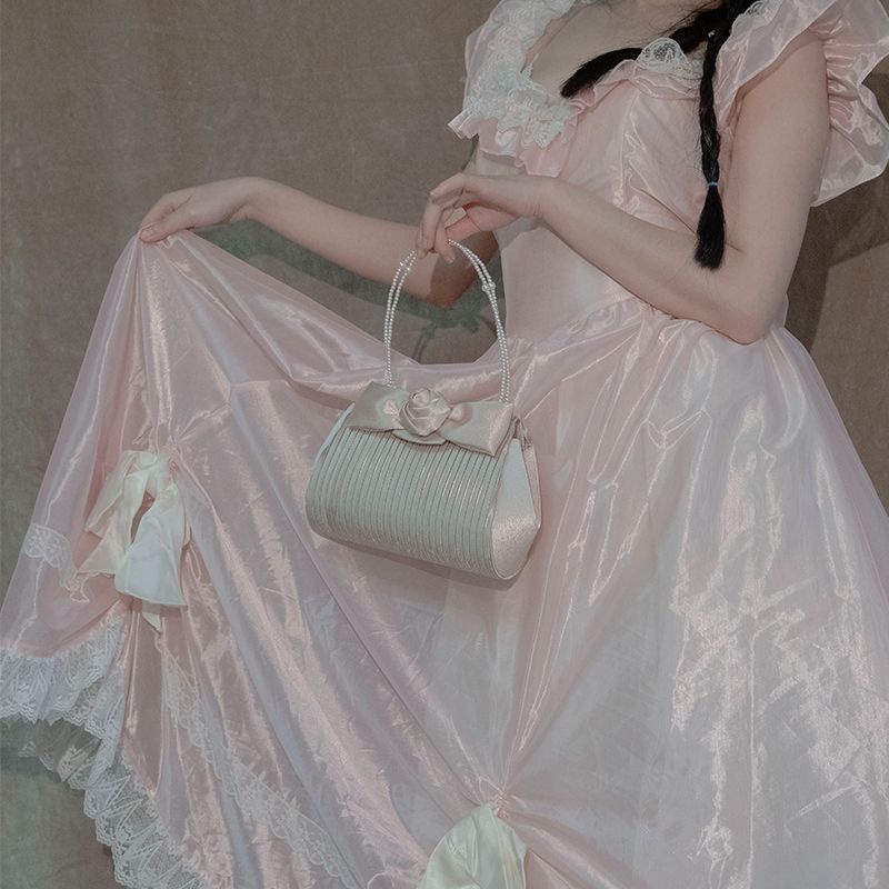 Túi cầm tay đi tiệc phong cách vintage sang trọng