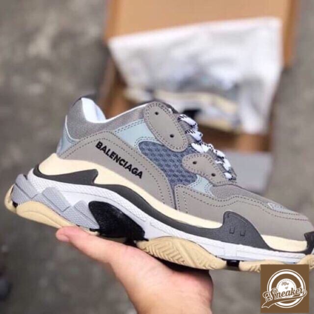 Xả Xả | Bán Chạy | Giầy thể thao BALENCIAGA Triple S khoẻ khoắn thời trang nam, nữ dạo phố KHO Xịn Nhẩt new 🍀 ' 2021 L