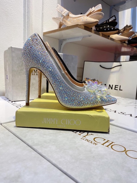 Giầy cao gót hoa đá Jimmichoo