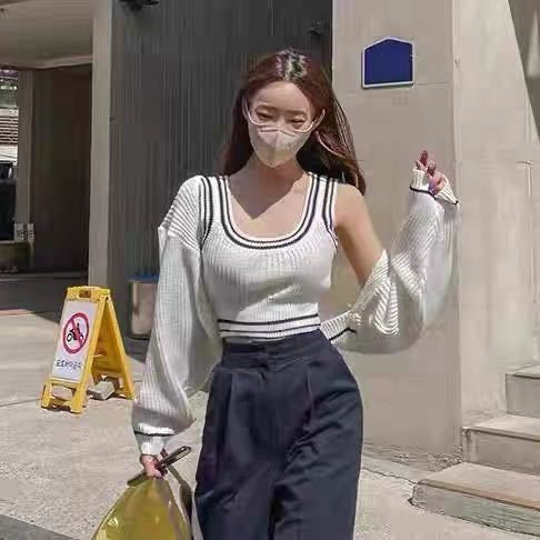 Set Áo Khoác Set Áo 2 Dây Áo Khoác Dệt Kim Set Áo Cadigan Kẻ Phối Áo Ba Lỗ Phong Cách Cá Tính Phù Hợp Đi Chơi Ak1381