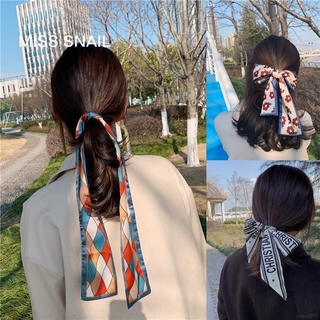 Khăn choàng cổ nữ hoạ tiết thời trang