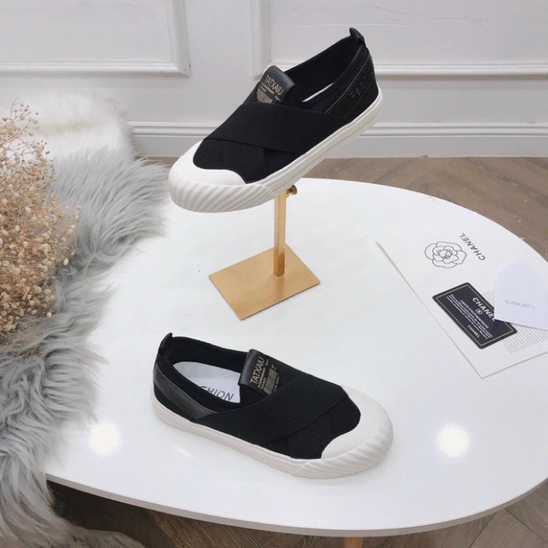 Giày slipon chun chéo mũi sò