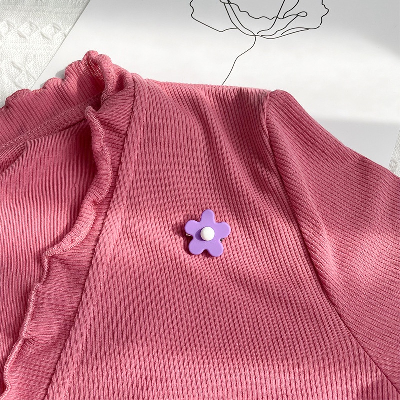 Huy hiệu cài áo hình bông hoa màu sắc