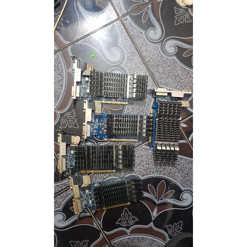 VGA ASUS N210 1gb D3 có HDMI xem phim, chơi game