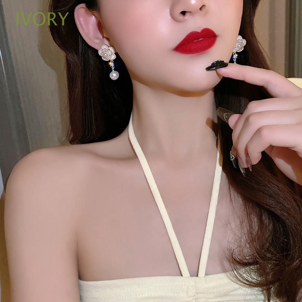 Bông Tai Hình Hoa Trà Đính Đá Thời Trang Hàn Quốc Cho Nữ