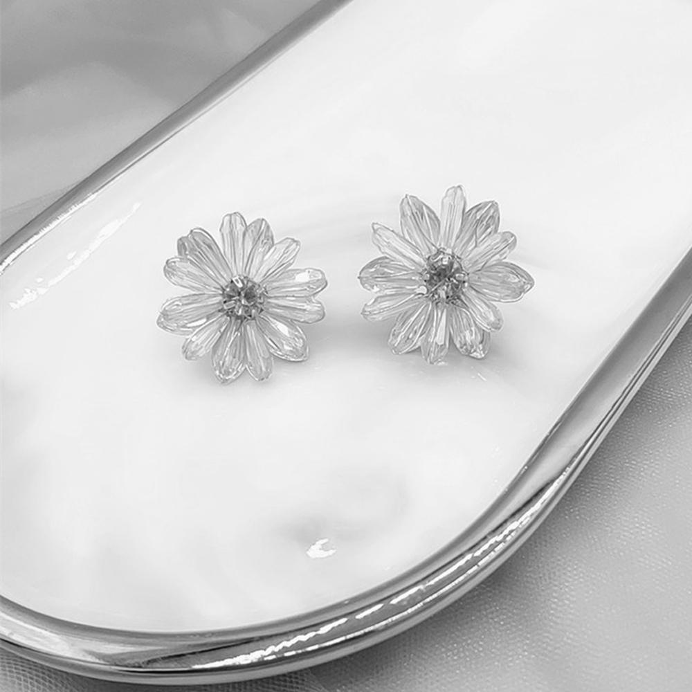 Bông Tai Hình Hoa Cúc Màu Trong Suốt Phong Cách Retro Sang Trọng Thời Trang Dự Tiệc Cho Nữ