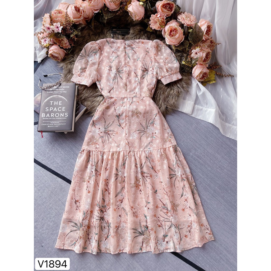Váy hoa cổ V thiết kế V1894 - Đẹp Shop DVC - Kèm ảnh thật trải sàn do shop tự chụp | BigBuy360 - bigbuy360.vn