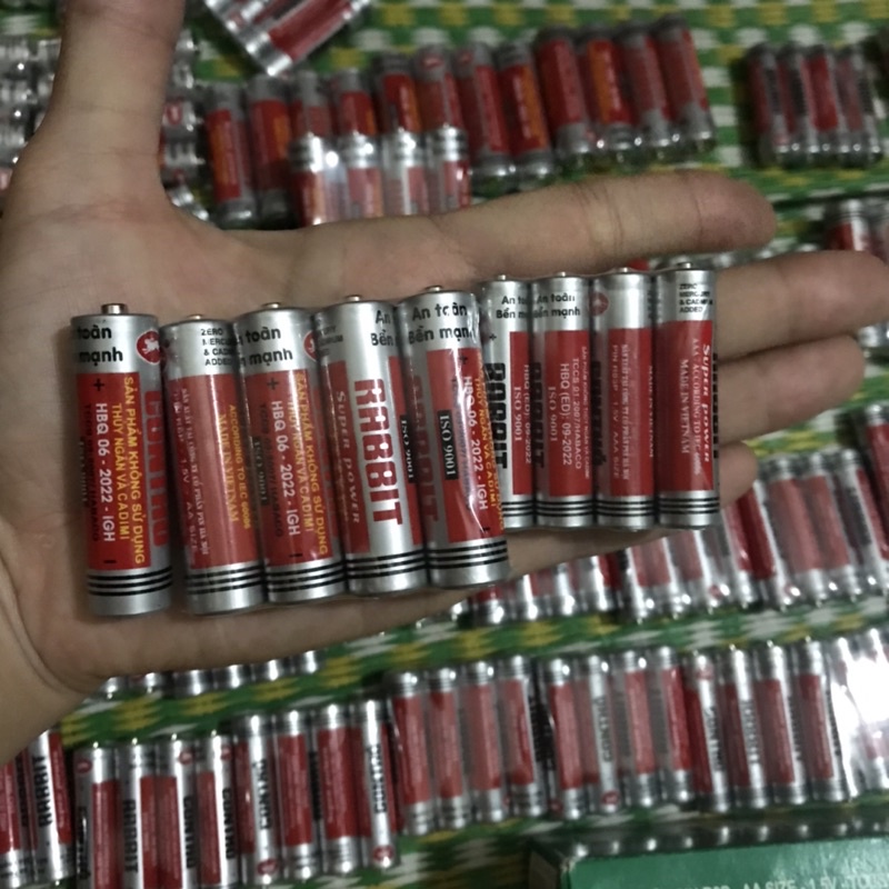 Pin con Thỏ-Pin 2AA và 3 AA-vỉ 4 viên hàng Việt Nam chất lượng cao