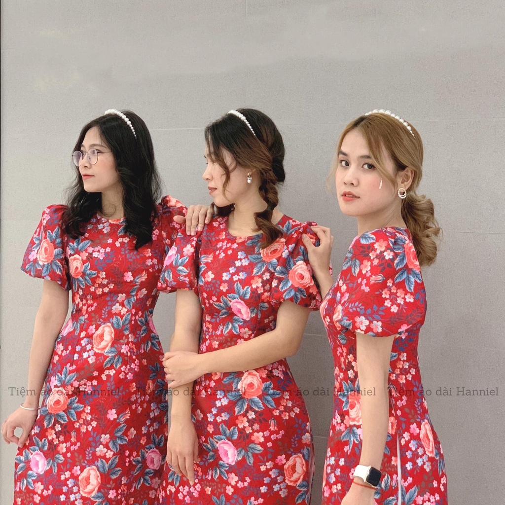 Áo dài cách tân nữ, họa tiết gấm hoa nổi - hoa nhí, cổ tròn tay bồng, áo dài cách tân màu đỏ - H1