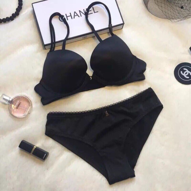 Bộ đồ lót vic trơn 1386 đệm kép có gọng nâng ngực | BigBuy360 - bigbuy360.vn