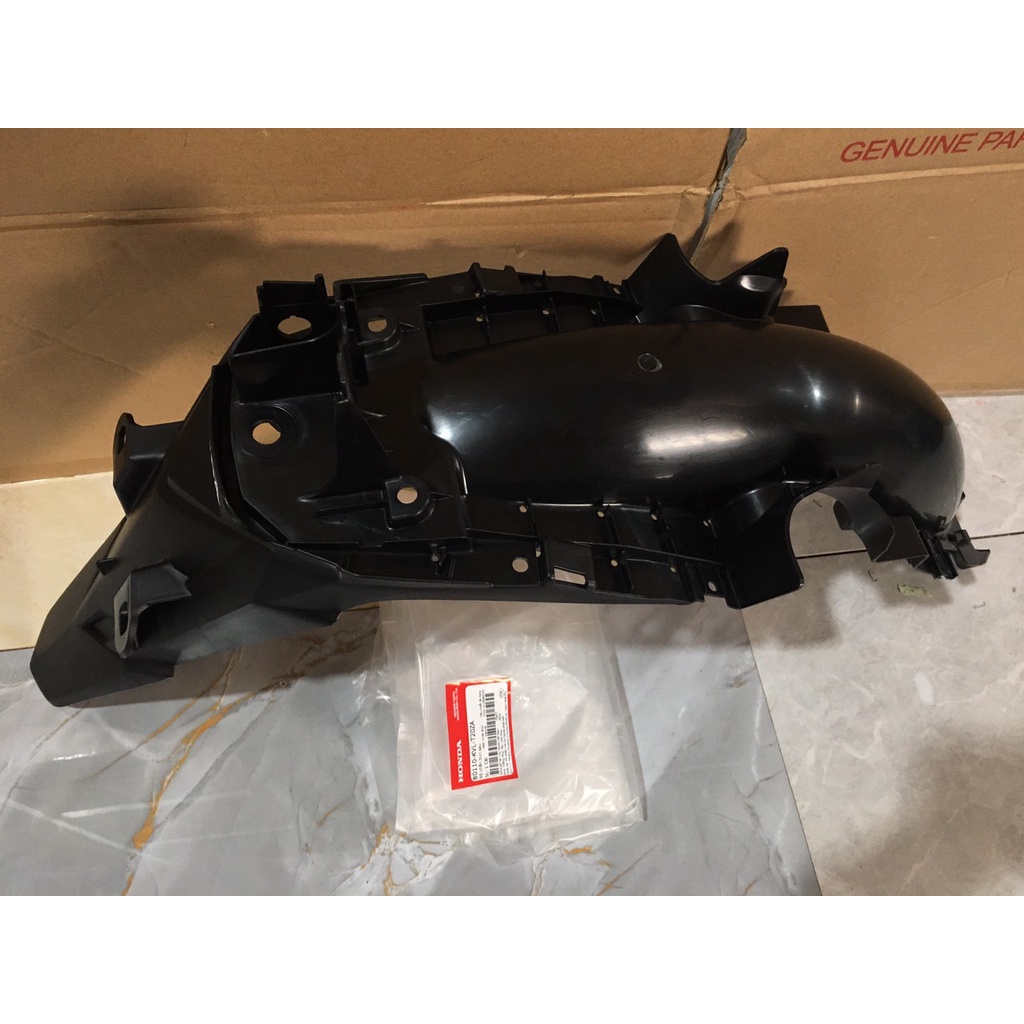 Bộ chắn bùn sau - đuôi bắt biển HONDA WAVE RSX100 năm 2008.  80110KVLT20ZA