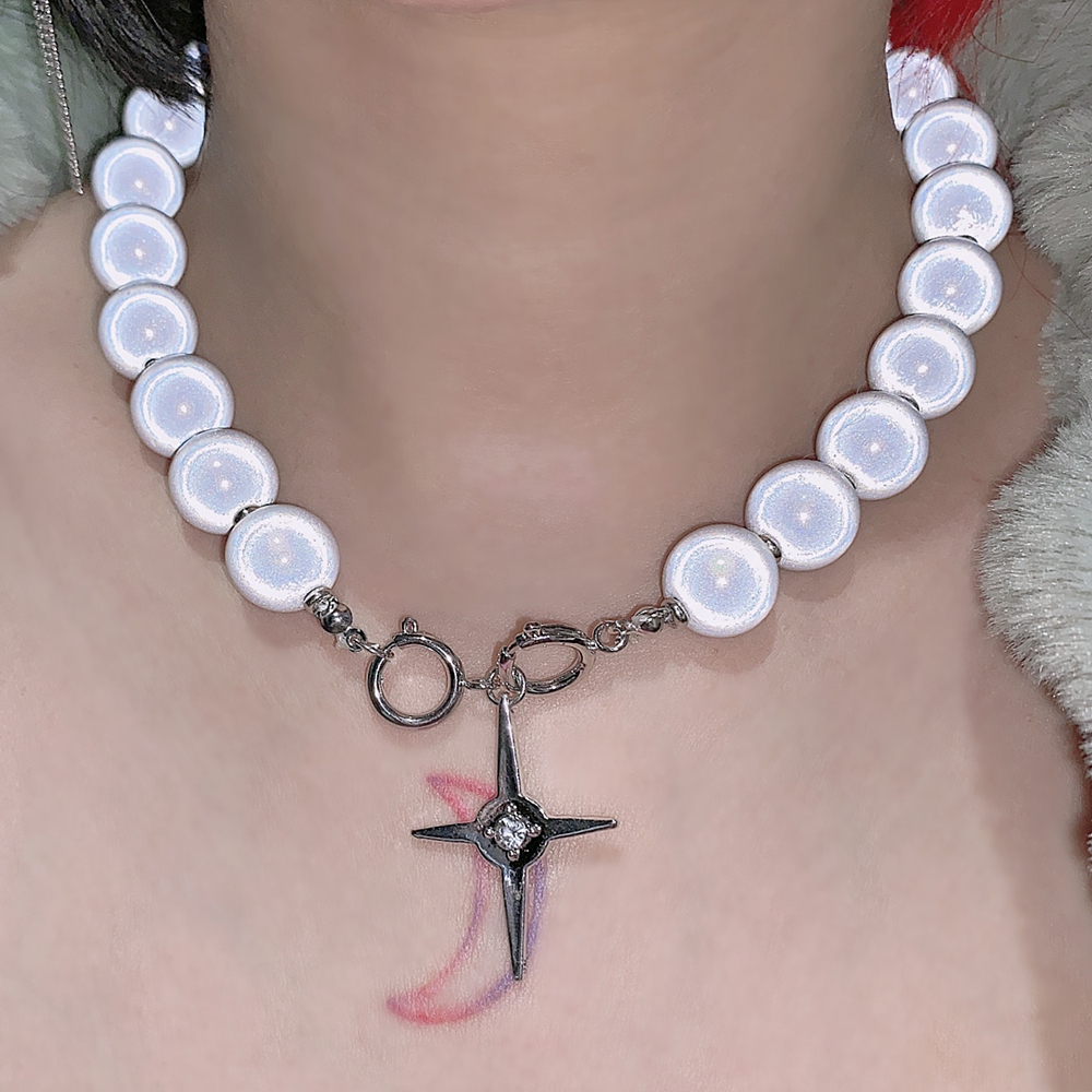 Dây chuyền đính ngọc trai giả dạ quang phong cách Hàn Quốc sành điệu