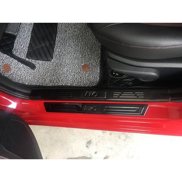 🔥 Freeship 🔥Bộ Ốp bậc cửa inox/ titan xe i10 cao cấp/ Phụ kiện làm đẹp, đồ chơi xe Huynđai i10 hatba