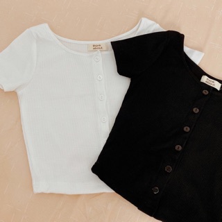 Áo thun gân có nút - RIBBED CROPTOP