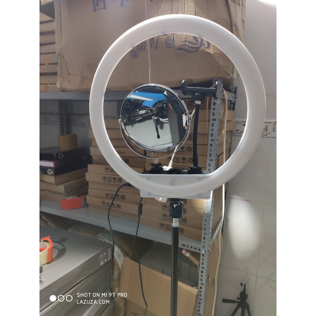 SALE ĐÈN LIVESTREAM MAKUP, PHUN XĂM SPA VIDEO Sản Phẩm