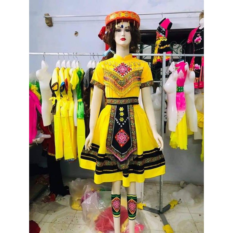 Trang phục H'Mong ( Mèo) - mẫu mới ( Giá không gồm mấn đội đầu). Miễn trả giá