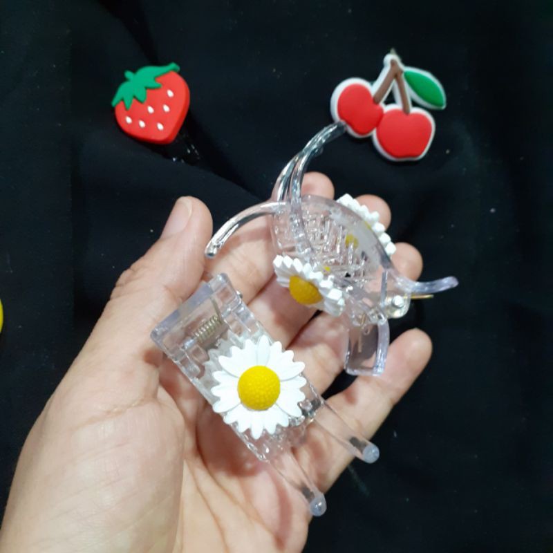 Kẹp 3 răng hoa cúc trắng (Ảnh thật)