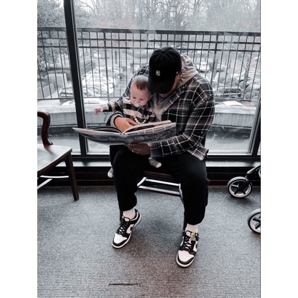 GIÀY THỂ THAO SB PANDA TRẮNG ĐEN TẶNG KÈM BỘ QUÀ TẶNG GIÁ TRỊ