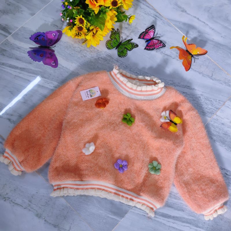 Áo len lông thỏ của bé chọn trên live