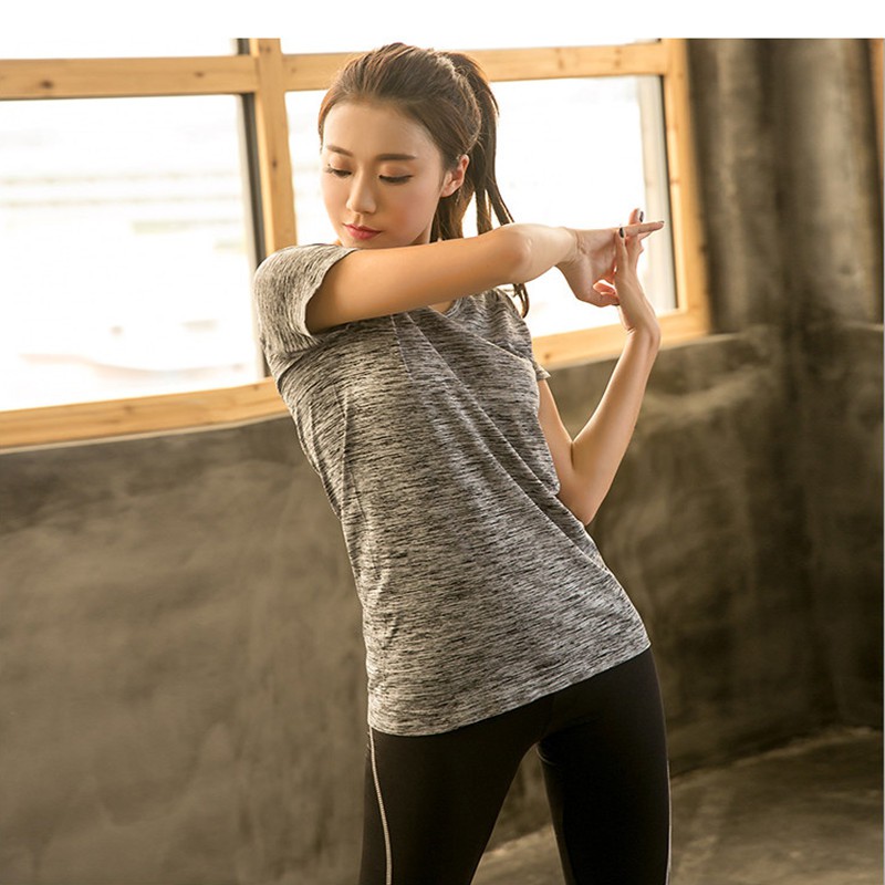 Áo thun thể thao mau khô và thoáng hơi thời trang cho nữ