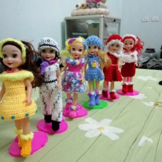 chân đế giữ búp bê