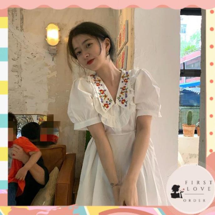 (firstlove ORDER) Váy cổ bẻ thêu hoa đỏ tay phồng xòe ngắn điệu đà vintage Hàn Quốc 01
