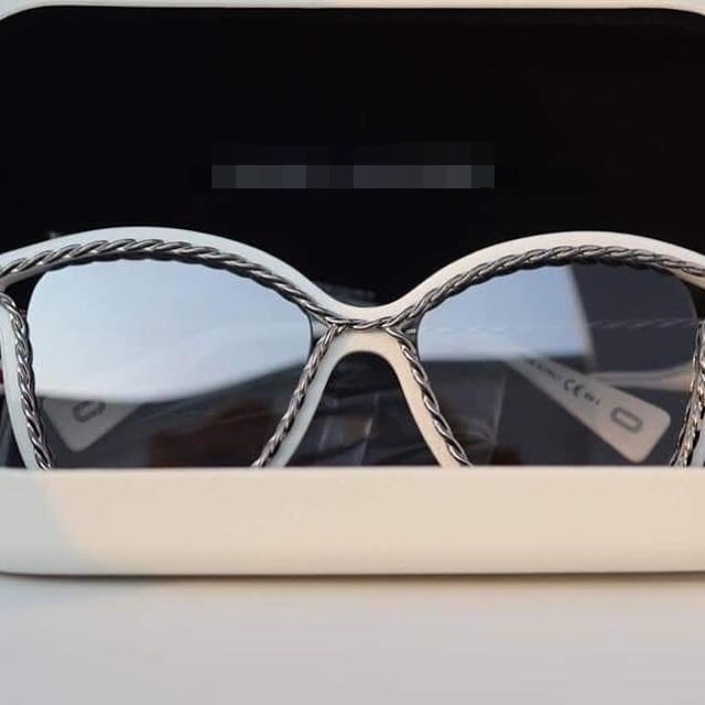 Kính mát nữ Marc Jacobs cá tính thời trang chính hãng | BigBuy360 - bigbuy360.vn