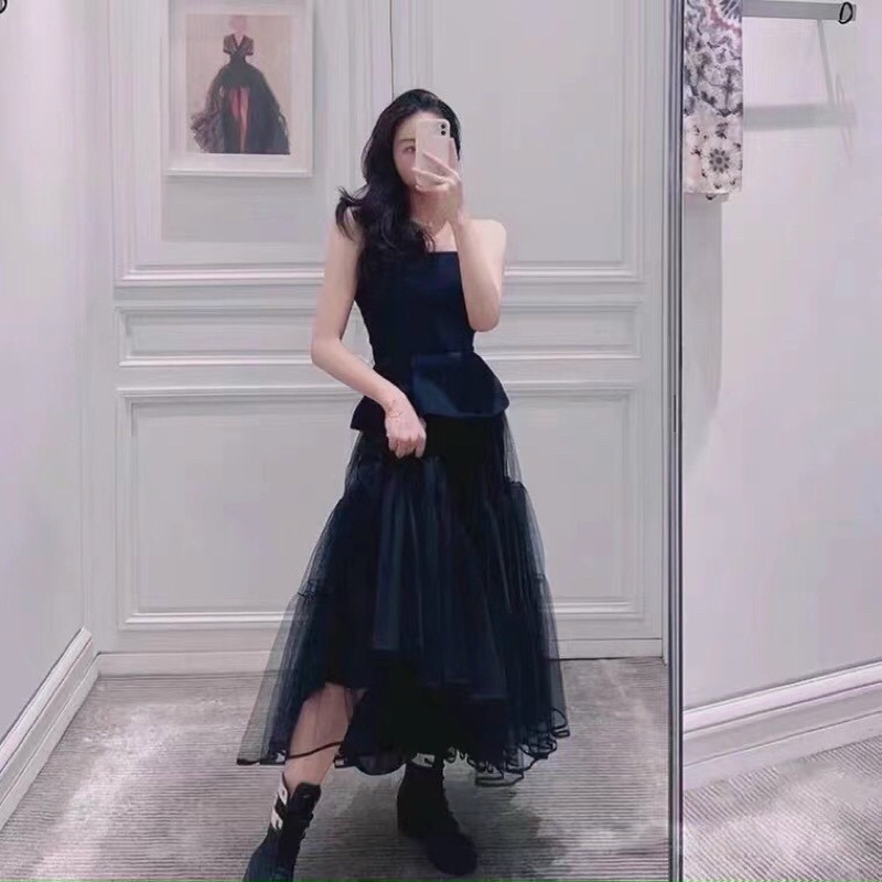 Chân váy xoè dáng dài ren von tầng siêu đẹp | BigBuy360 - bigbuy360.vn