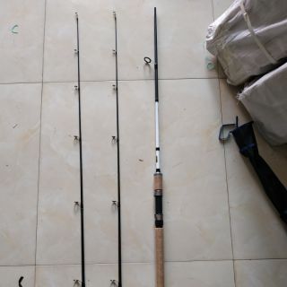 Cần lure cán gỗ 2 đọt catbon