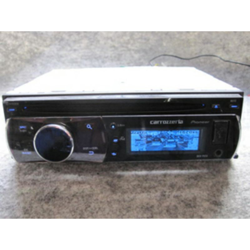 Carozzela Pioneer DEH -P650 made in japanAux.usb. out cra.cd. radio. Mp3