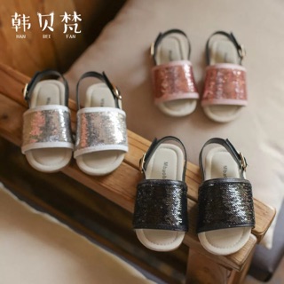 Dép cho bé gái sale cực rẻ