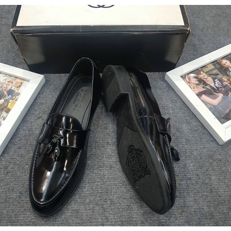 Giầy thời trang nam dáng tây có hoạ tiết trẻ trung, Giầy sục nam có gót phong cách hàn quốc btshop từ 38 đến 42