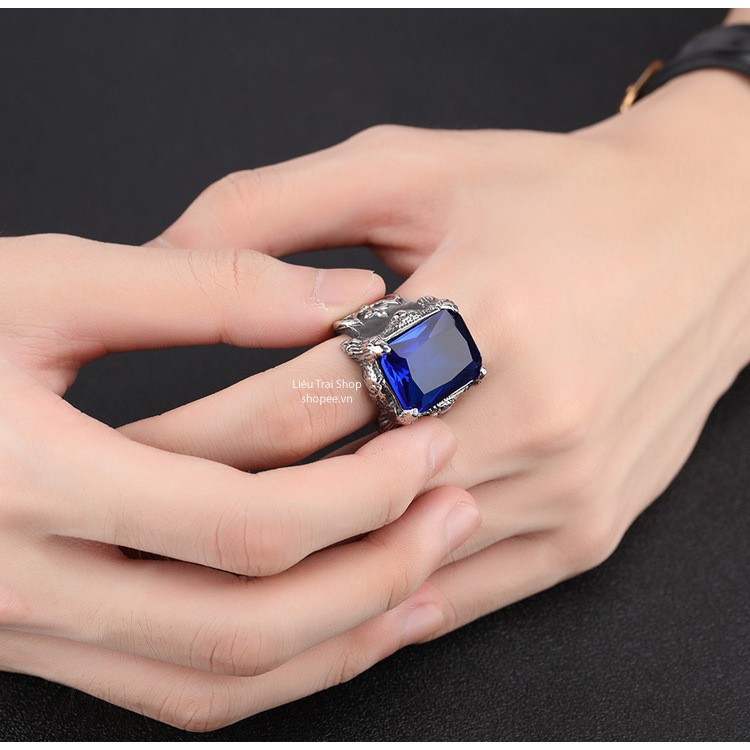 Nhẫn nam phong cách Châu Âu hầm hố