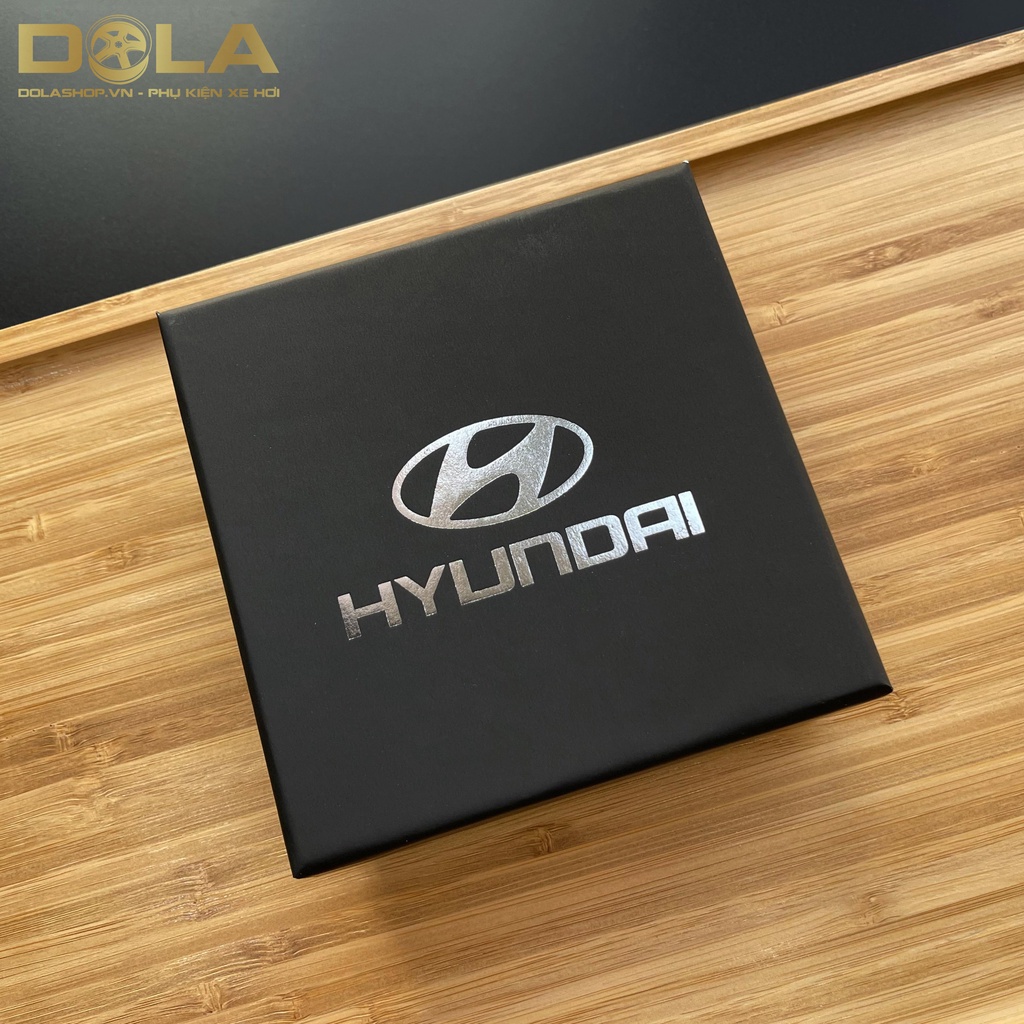 Vỏ ốp khoá xe hơi - Bọc chìa smartkey ô tô Hyundai Santafe 2021 , tucson 2022 - M07-D2 dolashop